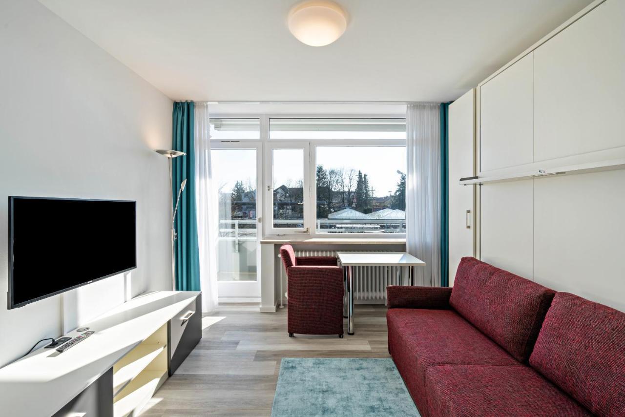 Huber Living Basic 210 Apartment Germering Exterior photo