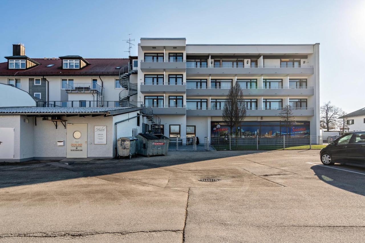 Huber Living Basic 210 Apartment Germering Exterior photo